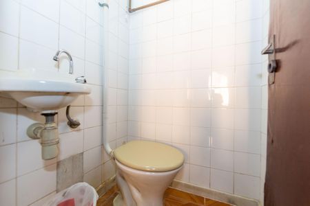 Casa à venda com 344m², 3 quartos e 1 vagaBanheiro 2