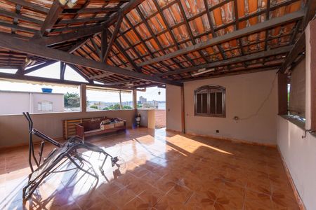 Casa à venda com 344m², 3 quartos e 1 vagaTerraço
