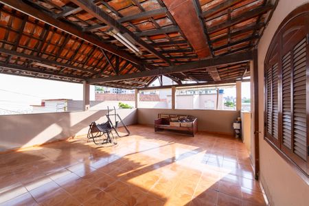 Casa à venda com 344m², 3 quartos e 1 vagaTerraço