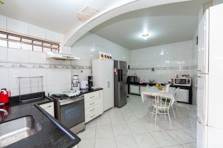 Casa à venda com 344m², 3 quartos e 1 vagaCozinha