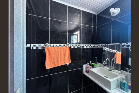 Apartamento à venda com 51m², 2 quartos e 1 vaga Apartamento à venda com 51m², 2 quartos e 1 vagaBanheiro
