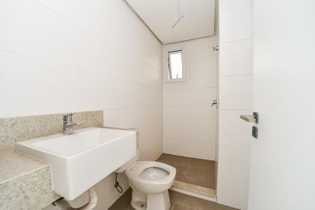 Apartamento à venda com 138m², 2 quartos e 2 vagas Apartamento à venda com 138m², 2 quartos e 2 vagasBanheiro da Suíte
