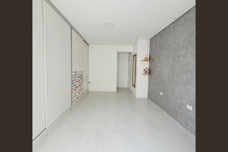 Casa para alugar com 210m², 3 quartos e 2 vagasSuíte