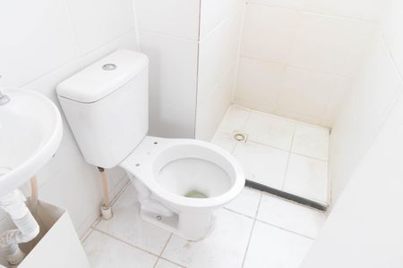 Apartamento para alugar com 44m², 2 quartos e 1 vaga Apartamento para alugar com 44m², 2 quartos e 1 vagaBanheiro