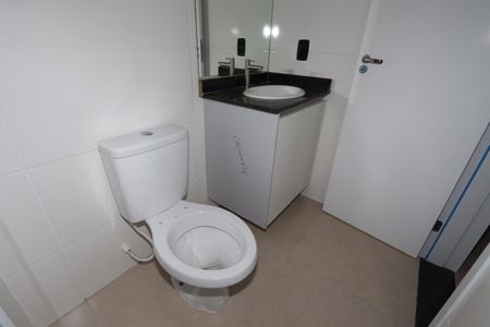 Apartamento à venda com 45m², 2 quartos e sem vagaBanheiro