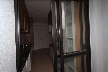 Apartamento à venda com 45m², 2 quartos e sem vagaSacada