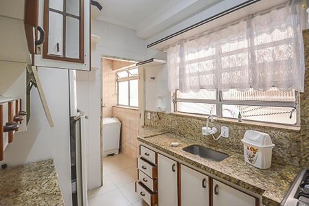 Apartamento para alugar com 65m², 2 quartos e 1 vagaCozinha
