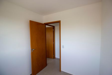Quarto 2 de apartamento para alugar com 2 quartos, 41m² em Qn 407, Brasília