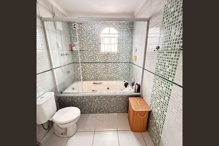 Casa à venda com 2 quartos, 118m² em Vila Antonieta, São Paulo
