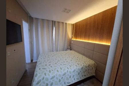 Apartamento à venda com 4 quartos, 136m² em Vila Anastácio, São Paulo