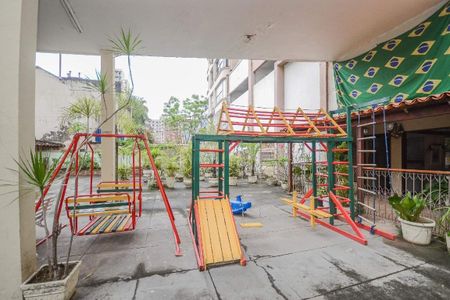 Apartamento à venda com 77m², 2 quartos e 1 vaga