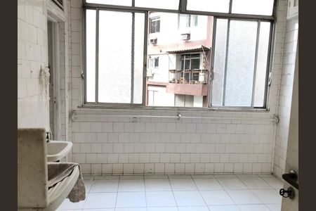 Apartamento à venda com 191m², 4 quartos e 1 vaga