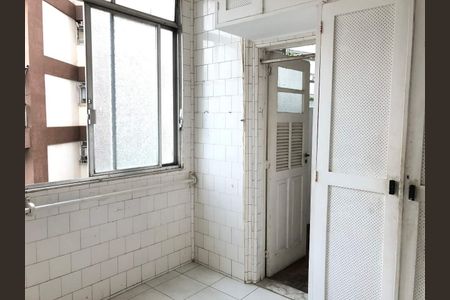 Apartamento à venda com 191m², 4 quartos e 1 vaga