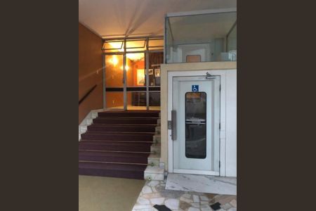 Apartamento à venda com 191m², 4 quartos e 1 vaga