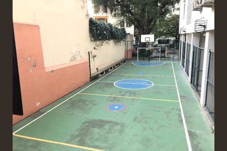 Apartamento à venda com 191m², 4 quartos e 1 vaga