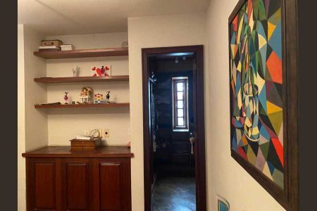 Casa de condomínio à venda com 724m², 4 quartos e 3 vagas