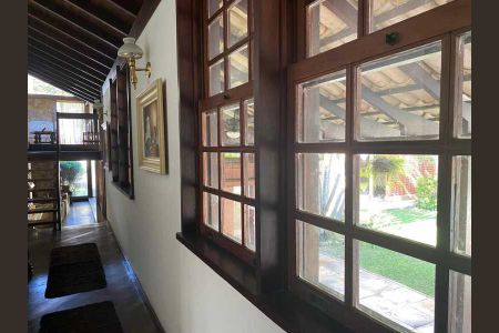 Casa de condomínio à venda com 724m², 4 quartos e 3 vagas