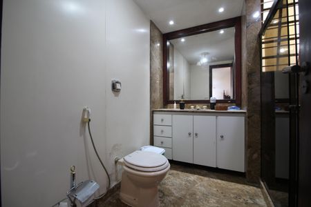 Casa de condomínio à venda com 724m², 4 quartos e 3 vagasQuarto 4 - Suíte