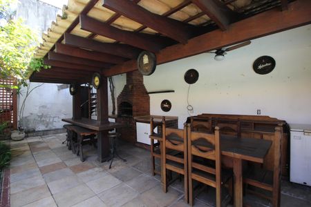 Casa de condomínio à venda com 724m², 4 quartos e 3 vagasChurrasqueira