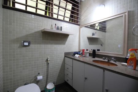 Casa de condomínio à venda com 724m², 4 quartos e 3 vagasQuarto 3 - Suíte