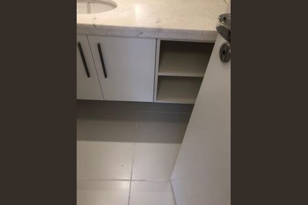 Apartamento à venda com 79m², 1 quarto e 1 vaga