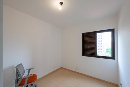Apartamento à venda com 95m², 3 quartos e 2 vagas Apartamento à venda com 95m², 3 quartos e 2 vagasQuarto 1