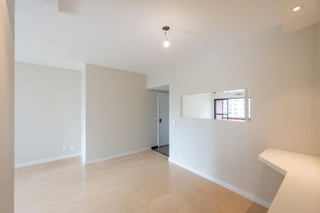 Apartamento à venda com 95m², 3 quartos e 2 vagas Apartamento à venda com 95m², 3 quartos e 2 vagasSala