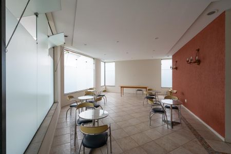 Apartamento à venda com 95m², 3 quartos e 2 vagas Apartamento à venda com 95m², 3 quartos e 2 vagasÁrea comum