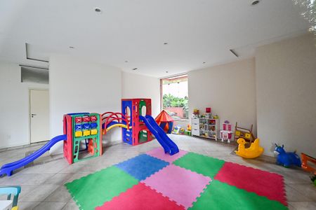 Apartamento à venda com 95m², 3 quartos e 2 vagas Apartamento à venda com 95m², 3 quartos e 2 vagasÁrea comum