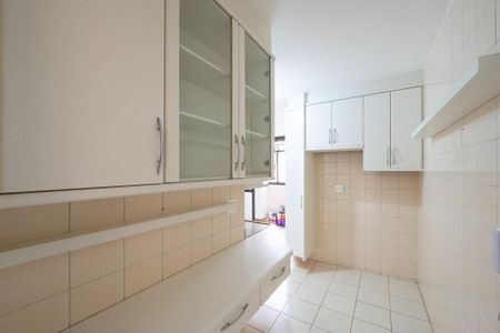 Apartamento à venda com 95m², 3 quartos e 2 vagas Apartamento à venda com 95m², 3 quartos e 2 vagasCozinha