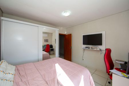 Quarto 1 de casa para alugar com 3 quartos, 200m² em Jardim Liberdade, Belo Horizonte