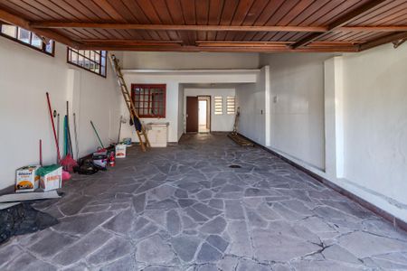 Casa à venda com 230m², 3 quartos e 3 vagasGaragem