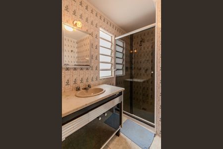 Casa à venda com 230m², 3 quartos e 3 vagasBanheiro da Suíte