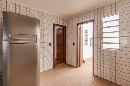 Casa à venda com 230m², 3 quartos e 3 vagasCozinha