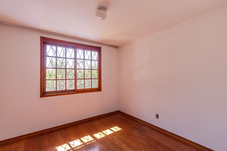 Casa à venda com 230m², 3 quartos e 3 vagasQuarto 2