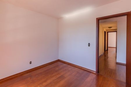 Casa à venda com 230m², 3 quartos e 3 vagasQuarto 2