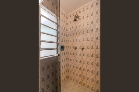 Casa à venda com 230m², 3 quartos e 3 vagasBanheiro da Suíte