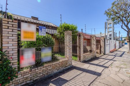 Casa à venda com 230m², 3 quartos e 3 vagasPlaca