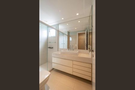 Apartamento à venda com 128m², 3 quartos e 2 vagas Apartamento à venda com 128m², 3 quartos e 2 vagasFoto 16