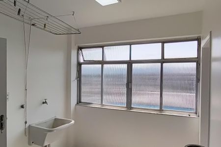 Apartamento à venda com 112m², 3 quartos e 1 vaga Apartamento à venda com 112m², 3 quartos e 1 vagaÁrea de Serviço