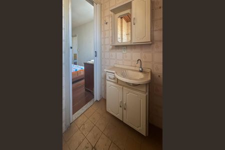 Banheiro da Suíte de apartamento à venda com 1 quarto, 36m² em Lourdes, Belo Horizonte