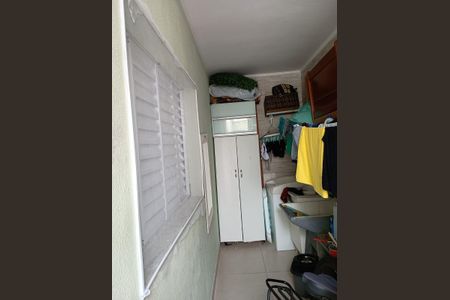 Foto 04 de casa à venda com 1 quarto, 136m² em Taboão, Diadema