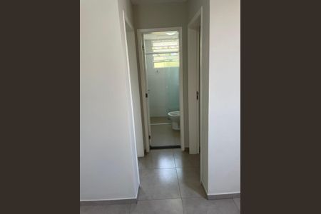 Corredor de apartamento para alugar com 2 quartos, 44m² em Jardim Dora, Jacareí