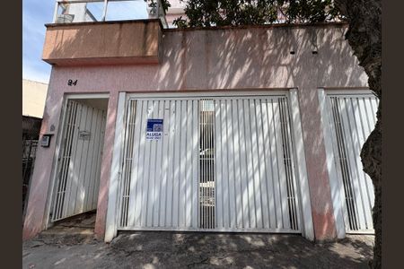 Apartamento para alugar com 80m², 2 quartos e 1 vaga Apartamento para alugar com 80m², 2 quartos e 1 vagaFachada