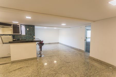 Apartamento à venda com 227m², 4 quartos e 4 vagasÁrea comum - Salão de festas