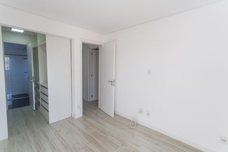 Apartamento à venda com 227m², 4 quartos e 4 vagasSuíte 1