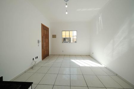 Sala de casa de condomínio para alugar com 2 quartos, 109m² em Vila Libanesa, São Paulo