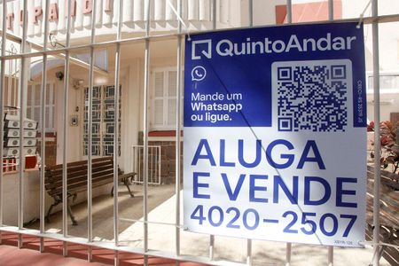 Apartamento à venda com 60m², 2 quartos e sem vagaPlaquinha