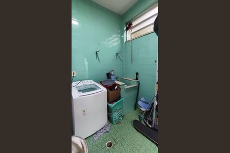 Casa para alugar com 2000m², 4 quartos e 12 vagas Casa para alugar com 2000m², 4 quartos e 12 vagasÁrea de Serviço