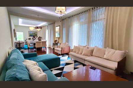 Casa para alugar com 2000m², 4 quartos e 12 vagas Casa para alugar com 2000m², 4 quartos e 12 vagasSala